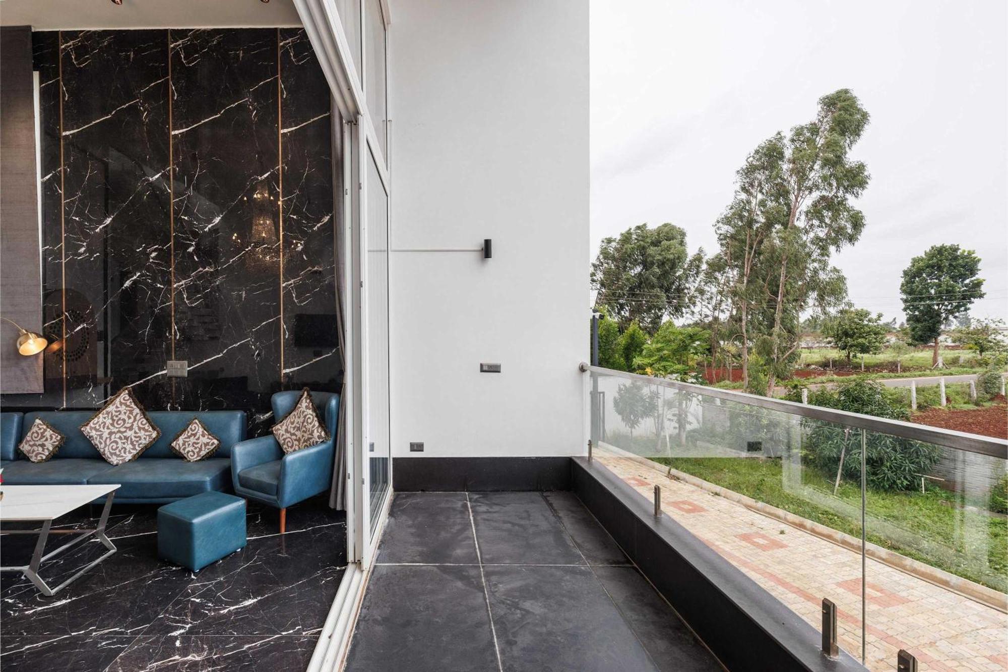 Celestial Sapphire Villa Pvt Pool Veg Food 4Bhk Dod Ballāpur Εξωτερικό φωτογραφία