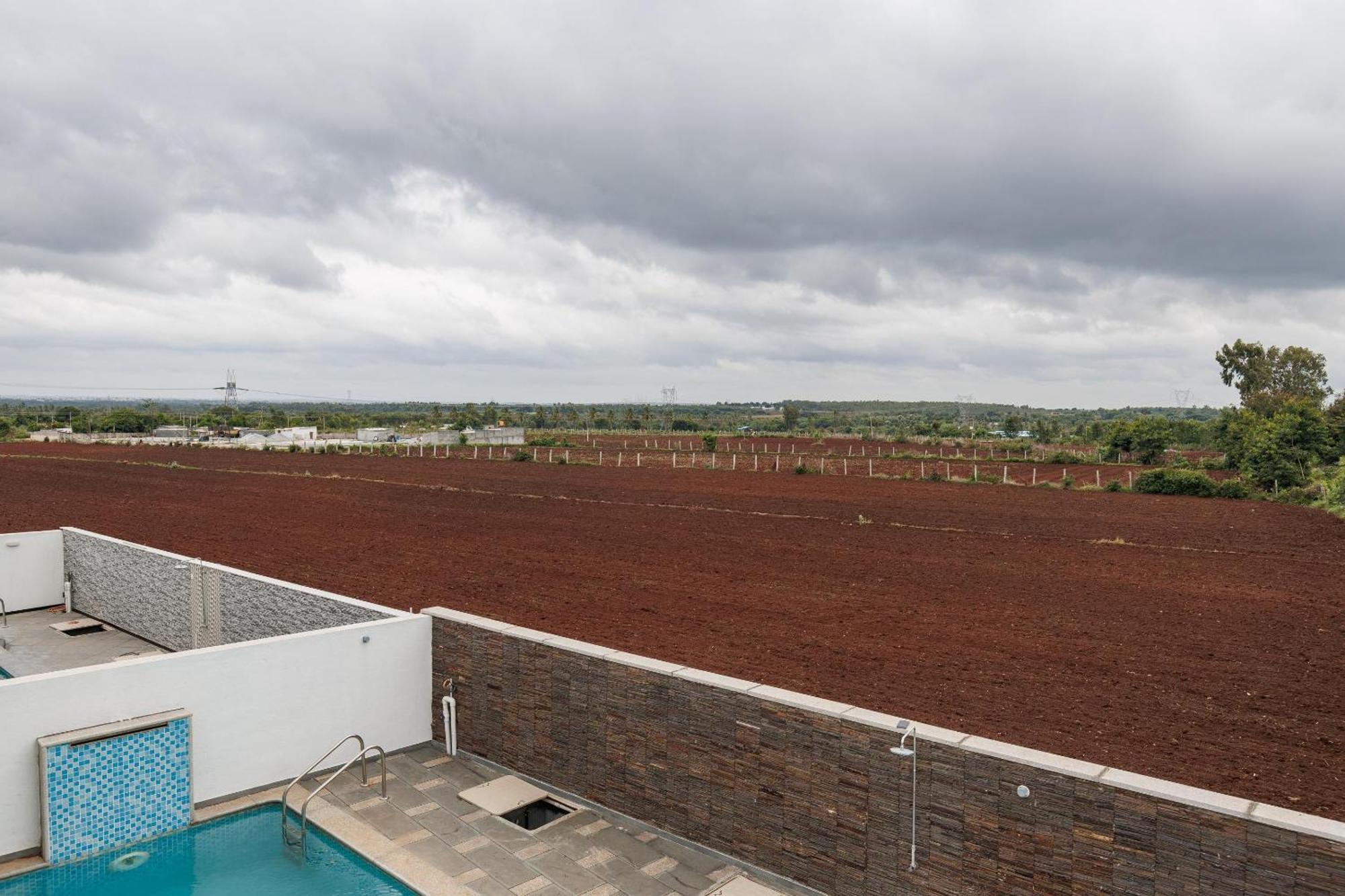 Celestial Sapphire Villa Pvt Pool Veg Food 4Bhk Dod Ballāpur Εξωτερικό φωτογραφία