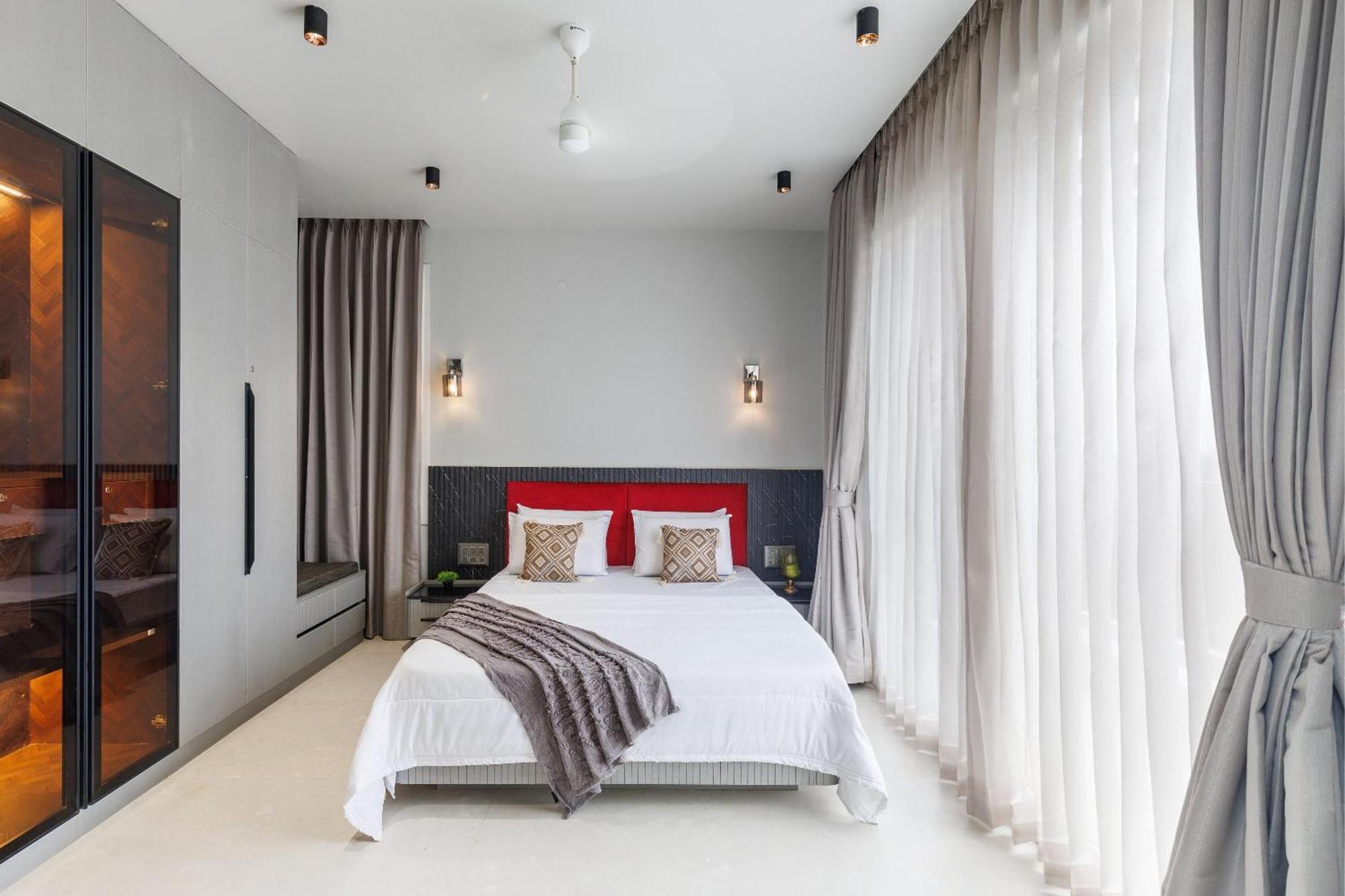 Celestial Sapphire Villa Pvt Pool Veg Food 4Bhk Dod Ballāpur Εξωτερικό φωτογραφία