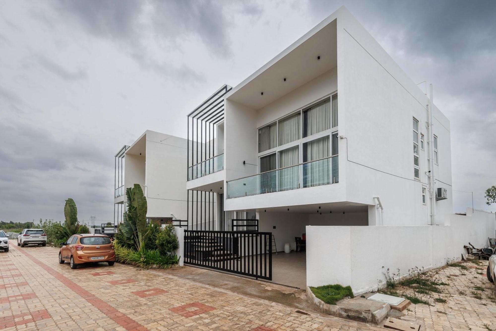 Celestial Sapphire Villa Pvt Pool Veg Food 4Bhk Dod Ballāpur Εξωτερικό φωτογραφία