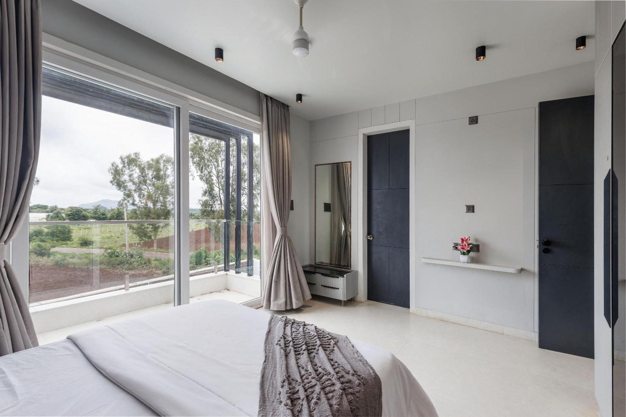Celestial Sapphire Villa Pvt Pool Veg Food 4Bhk Dod Ballāpur Εξωτερικό φωτογραφία
