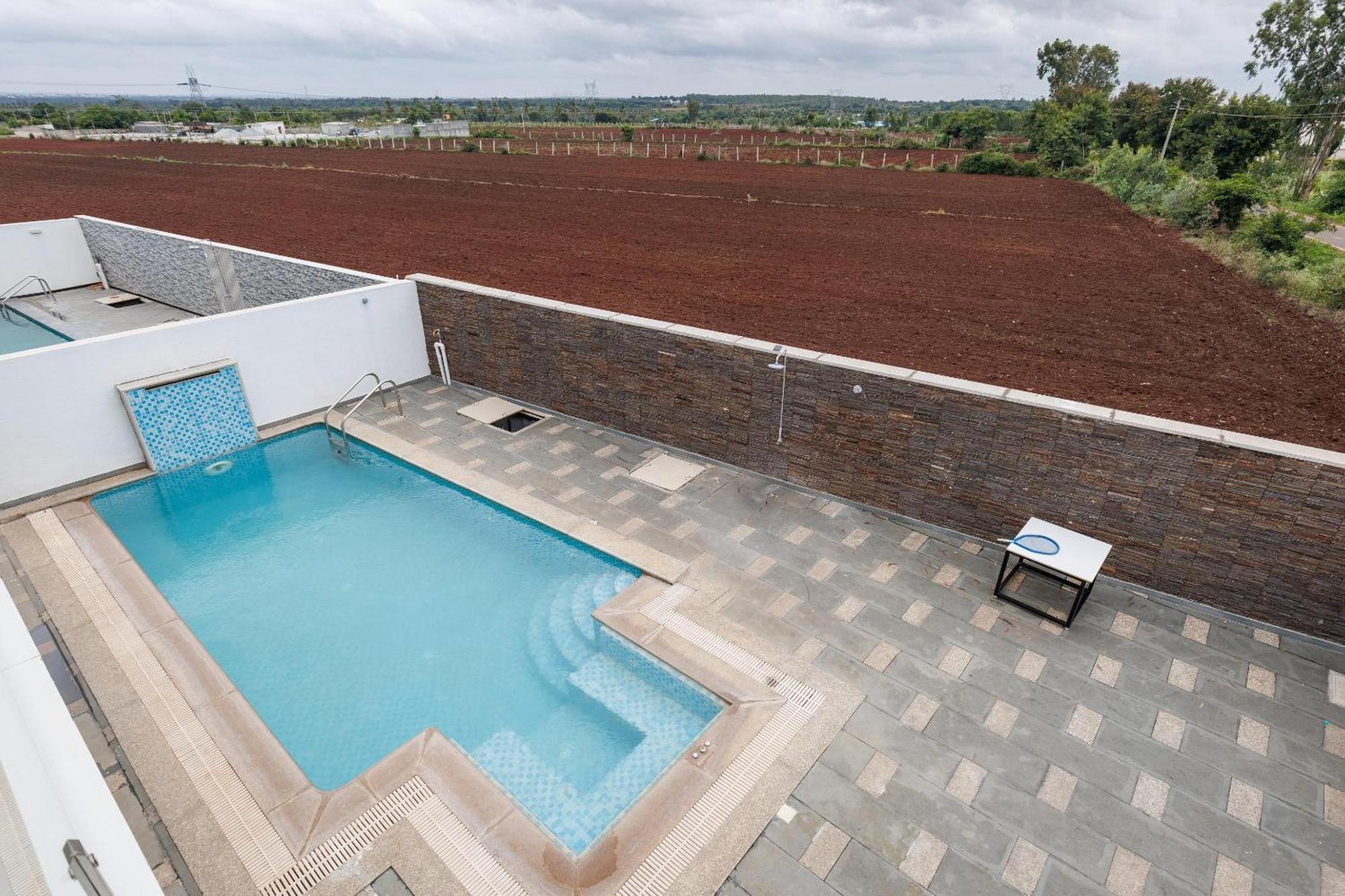 Celestial Sapphire Villa Pvt Pool Veg Food 4Bhk Dod Ballāpur Εξωτερικό φωτογραφία