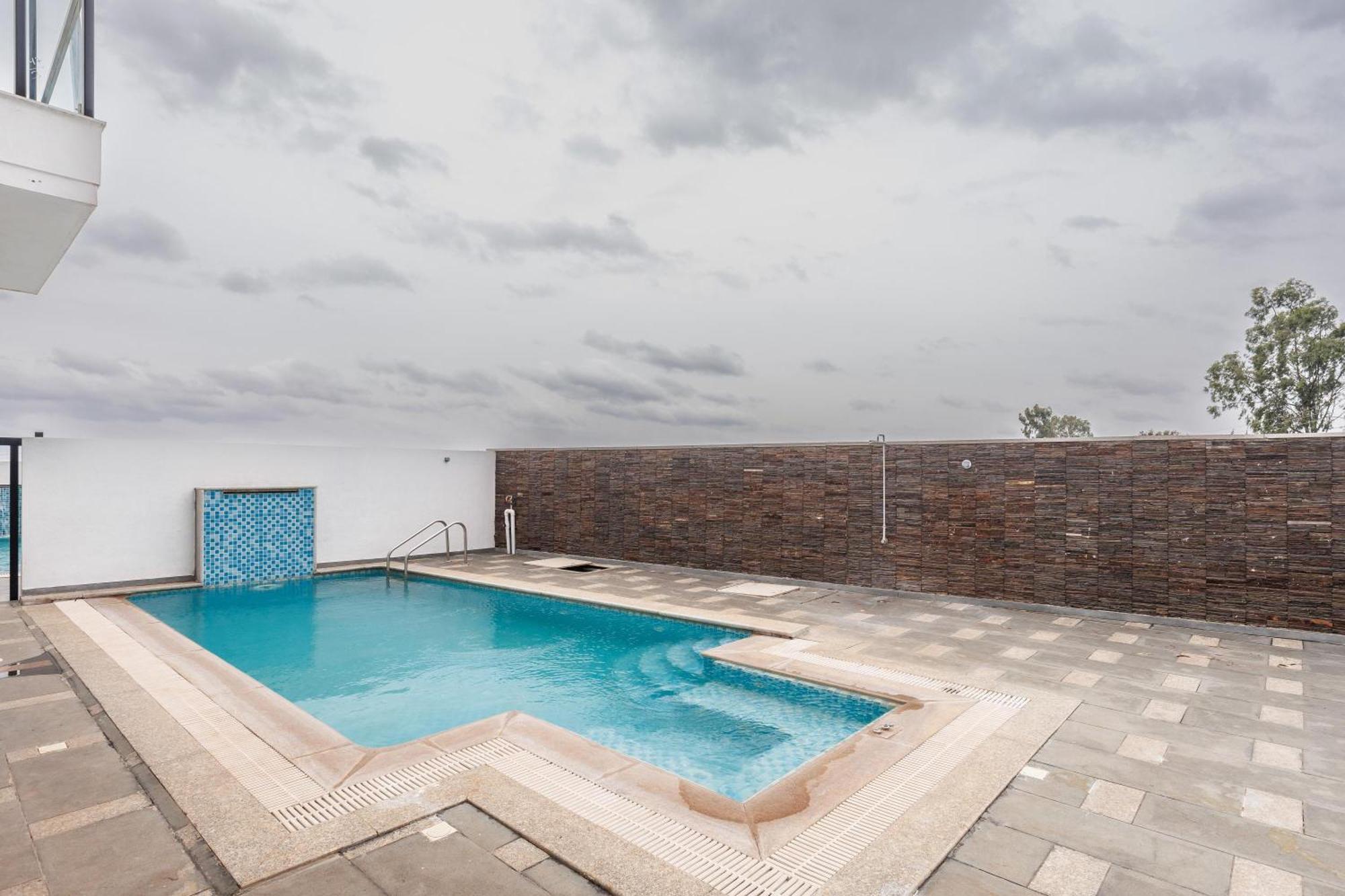 Celestial Sapphire Villa Pvt Pool Veg Food 4Bhk Dod Ballāpur Εξωτερικό φωτογραφία